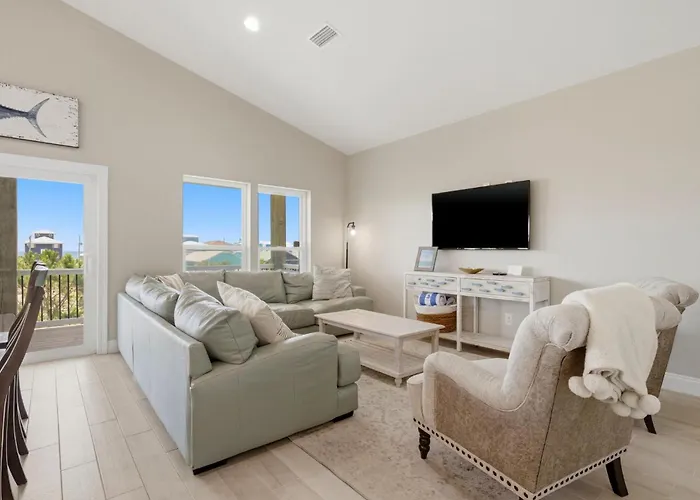 Sandy Pines Holiday home